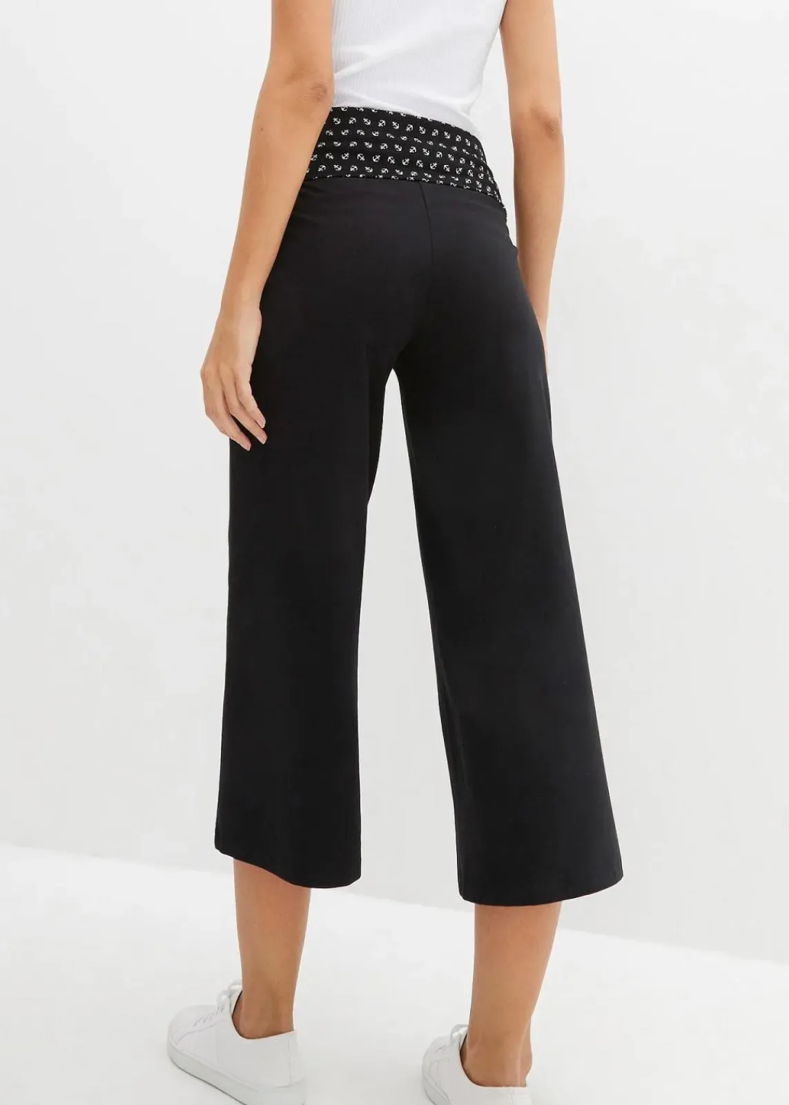 bonprix Wäsche·Homewear|Bekleidung·Strickmode^Loungewear Culotte mit Bequembund schwarz bedruckt