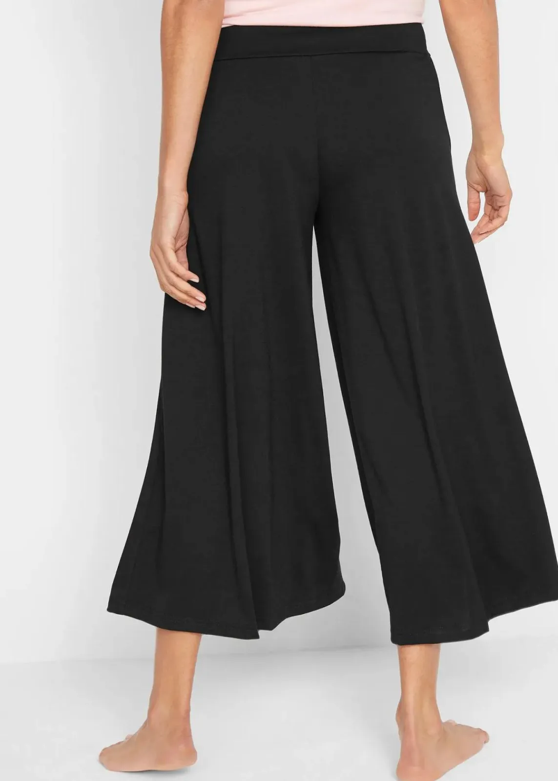 bonprix Wäsche·Homewear|Bekleidung·Strickmode^Loungewear Culotte mit weitem Bein schwarz