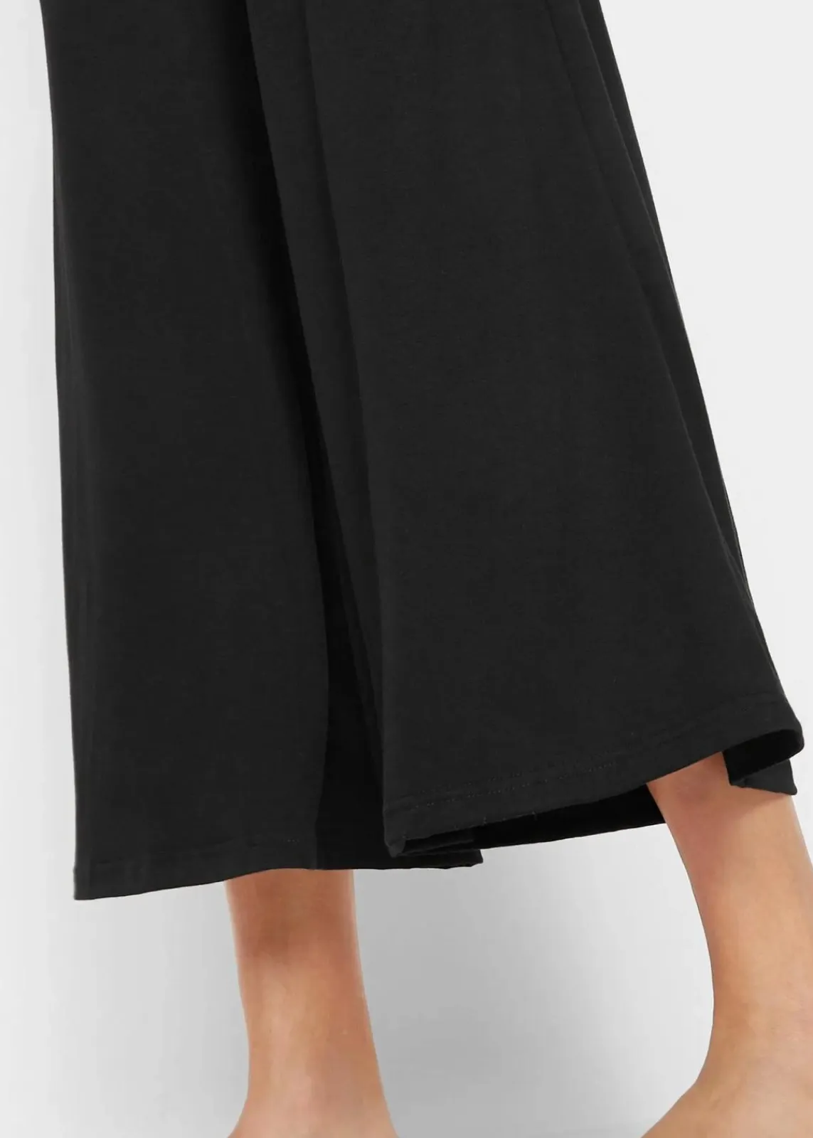 bonprix Wäsche·Homewear|Bekleidung·Strickmode^Loungewear Culotte mit weitem Bein schwarz