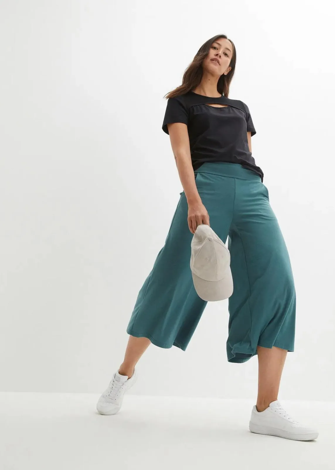 bonprix Nachhaltigere Materialien|Hosen^Loungewear Culotte mit weitem Bein graugrün