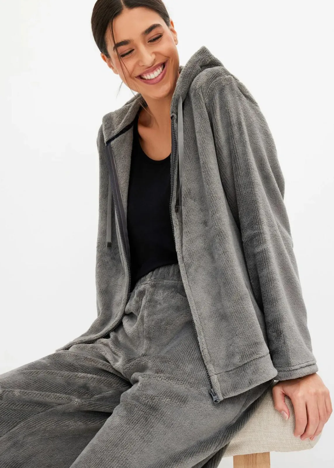 bonprix Homewear|Nachtwäsche^Loungewear Hausanzug aus Kuschelfleece schwarz gestreift