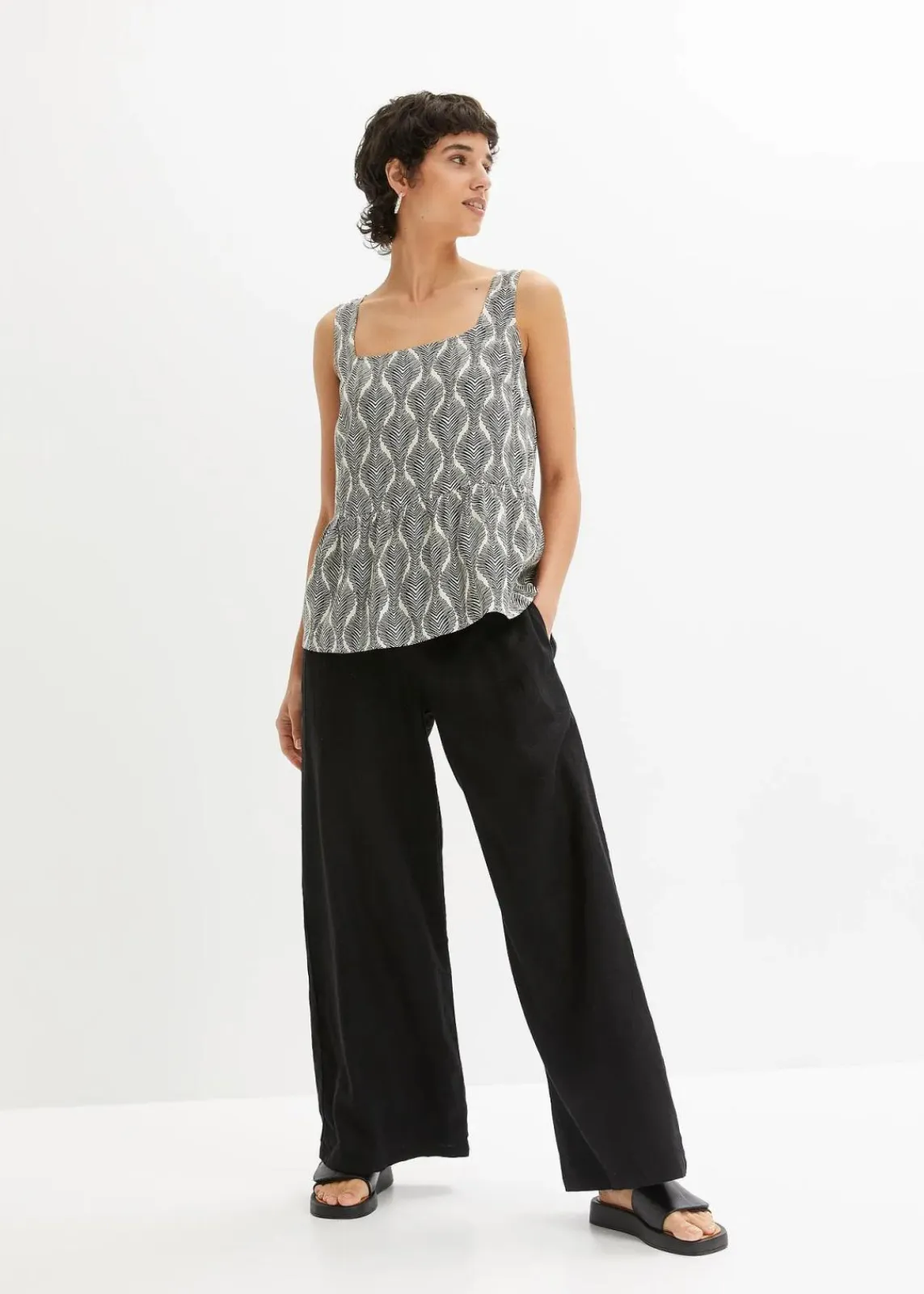 bonprix Nachhaltigere Materialien|Hosen^Marlenehose aus luftigem Leinen-Mix schwarz