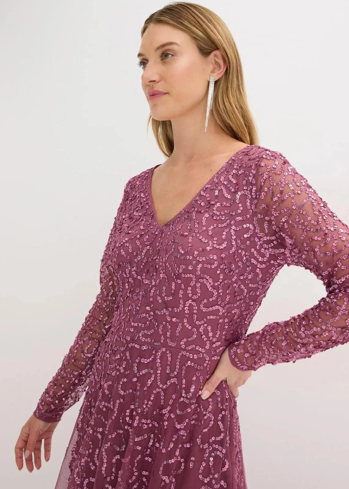 bonprix Bekleidung·Pullover & Strickjacken|Festliche Mode^Maxi- oder Abendkleid mit Pailletten dunkelrose