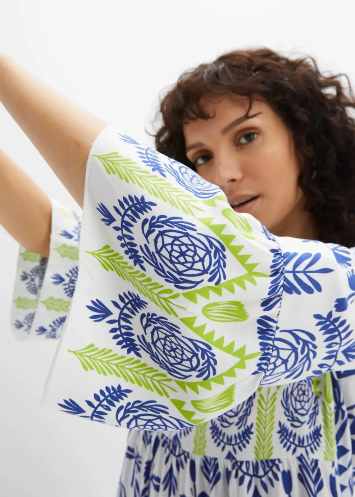 bonprix Bekleidung·Pullover & Strickjacken|Kleider^Maxikleid weiss/blau/grün bedruckt