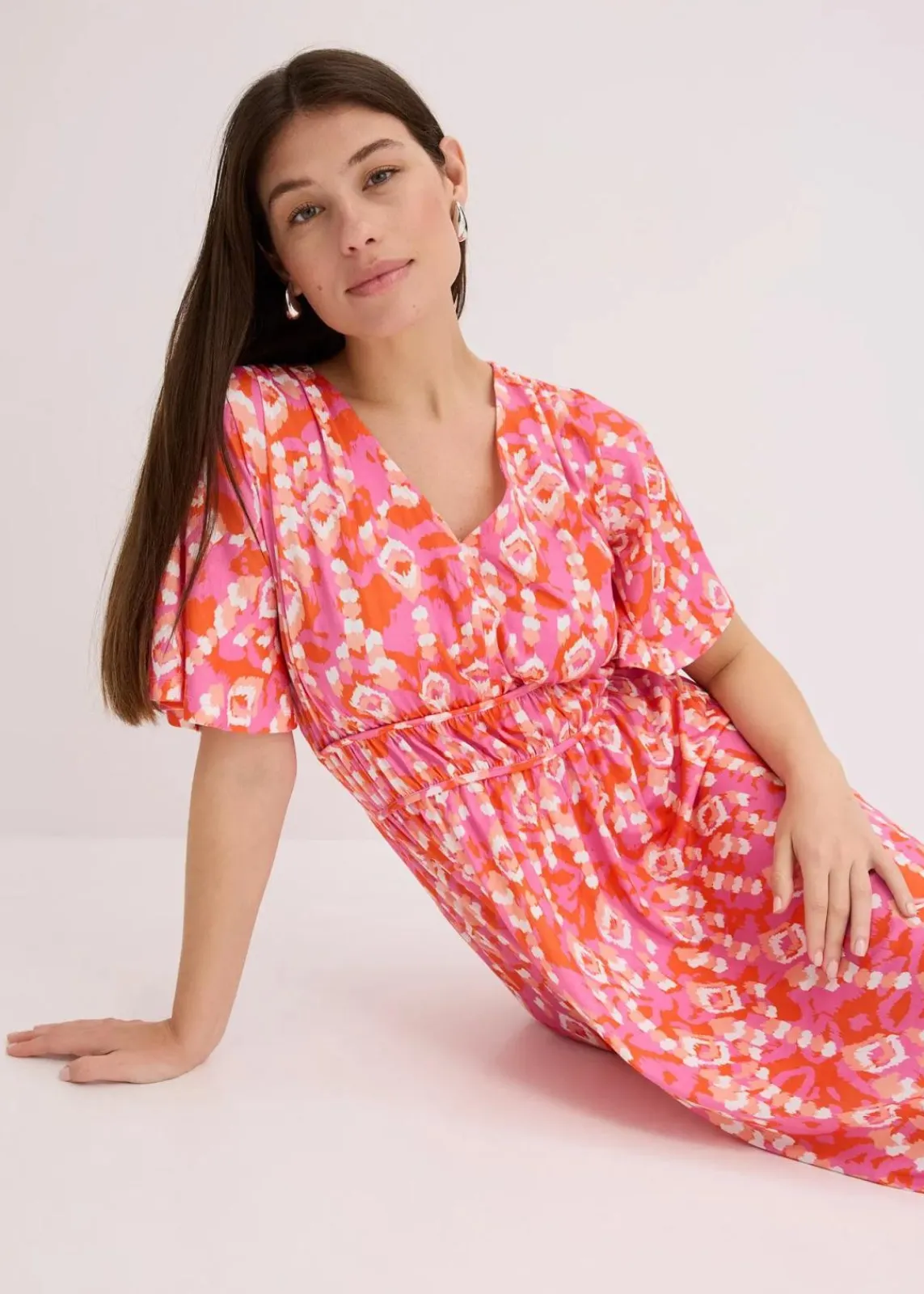 bonprix Bekleidung·Pullover & Strickjacken|Kleider^Maxikleid pink bedruckt