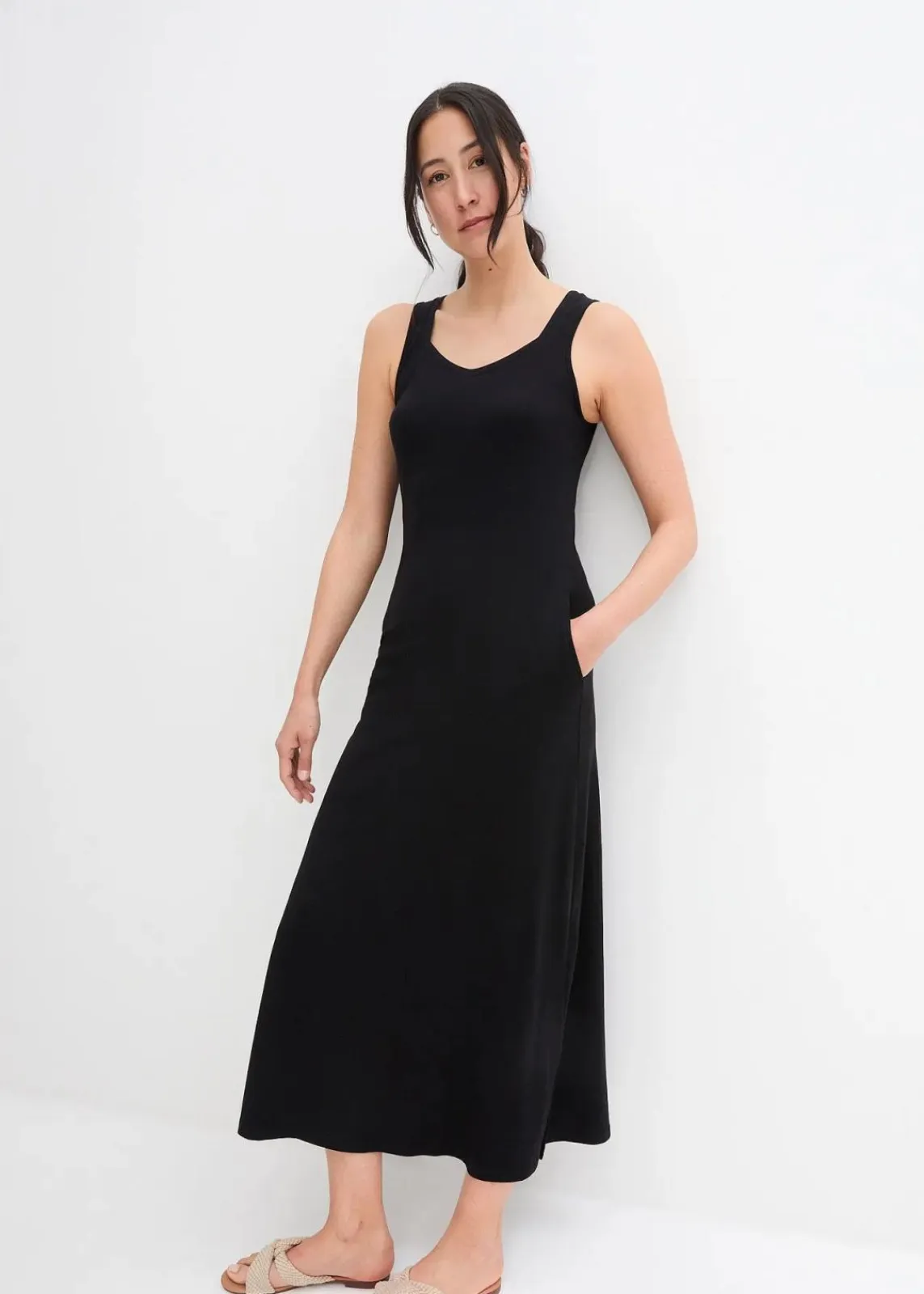 bonprix Kleider^Maxikleid aus Baumwoll- Viskose Mischung schwarz