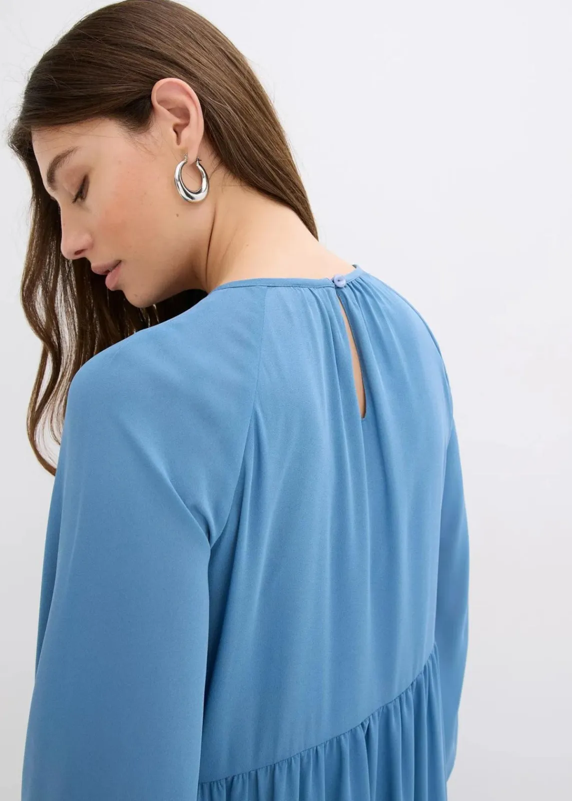 bonprix Bekleidung·Pullover & Strickjacken|Kleider^Maxikleid aus Chiffon wellenblau