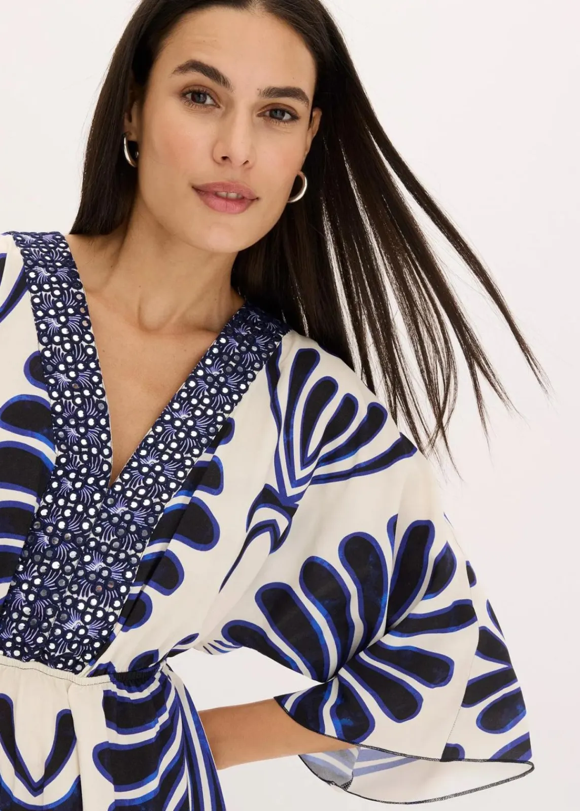 bonprix Kleider|Bekleidung·Pullover & Strickjacken^Maxikleid aus fließender Viskose dunkelblau/wollweiß bedruckt