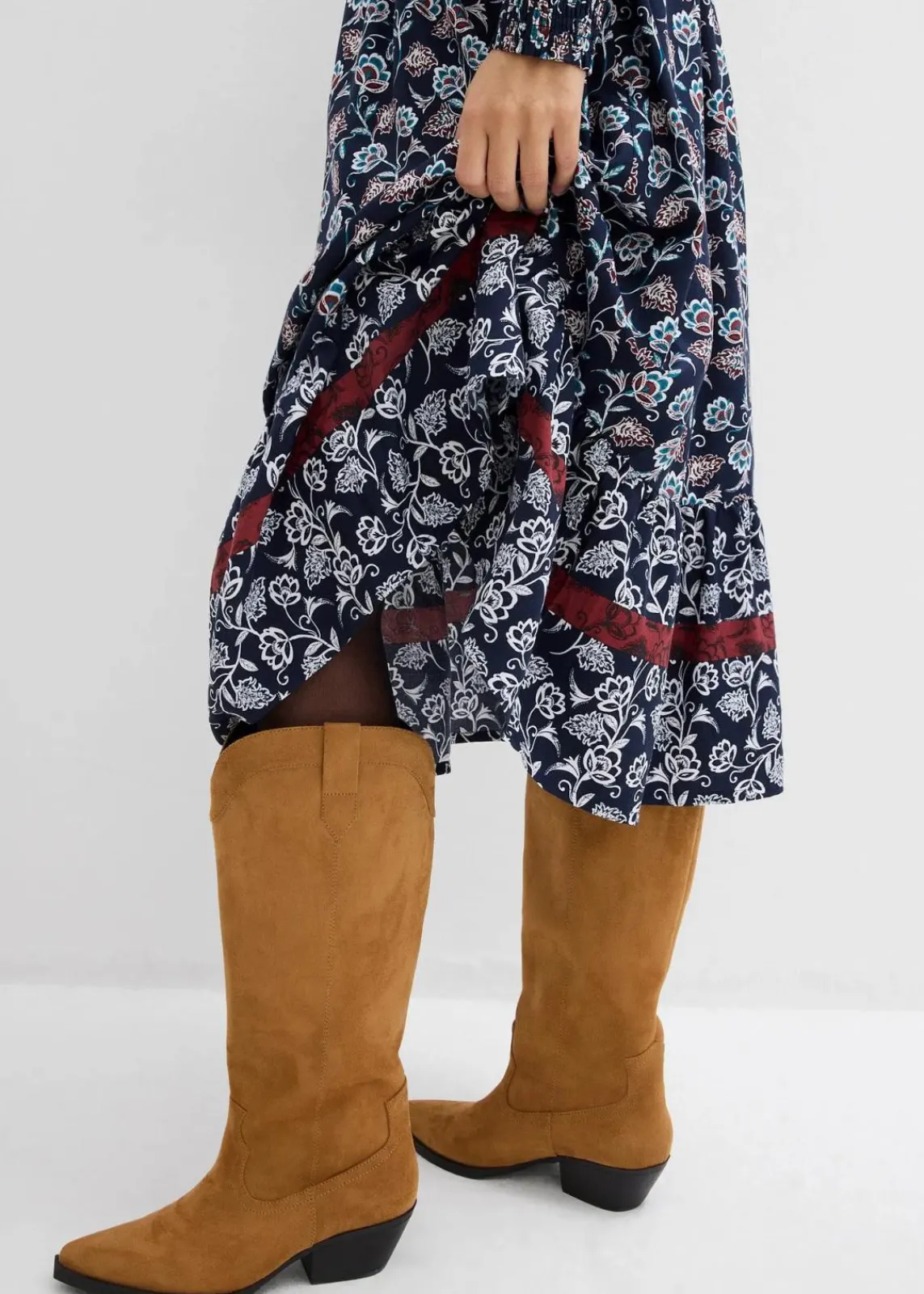 bonprix Bekleidung·Pullover & Strickjacken|Kleider^Maxikleid aus fließender Viskose dunkelblau/wollweiß/kastanienrot/meerestürkis/schwarz bedruckt
