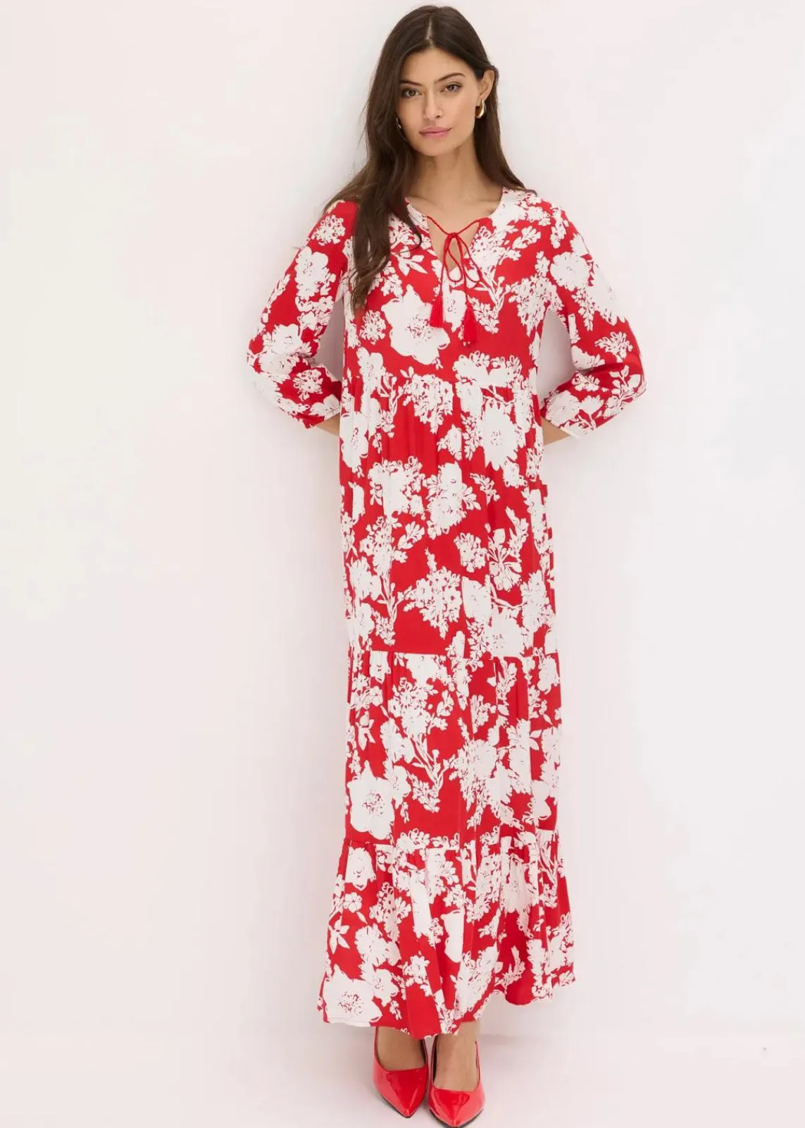 bonprix Nachhaltigere Materialien|Kleider^Maxikleid aus fließender Viskose tomatenrot/weiß geblümt