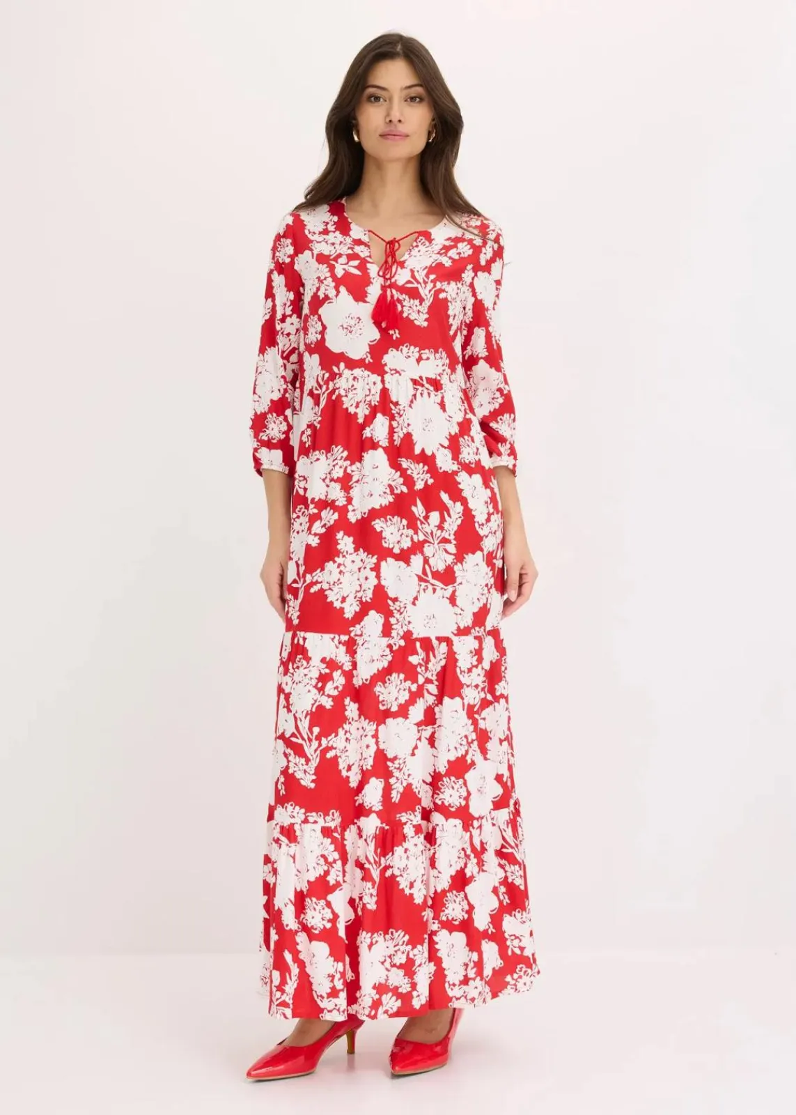 bonprix Nachhaltigere Materialien|Kleider^Maxikleid aus fließender Viskose tomatenrot/weiß geblümt