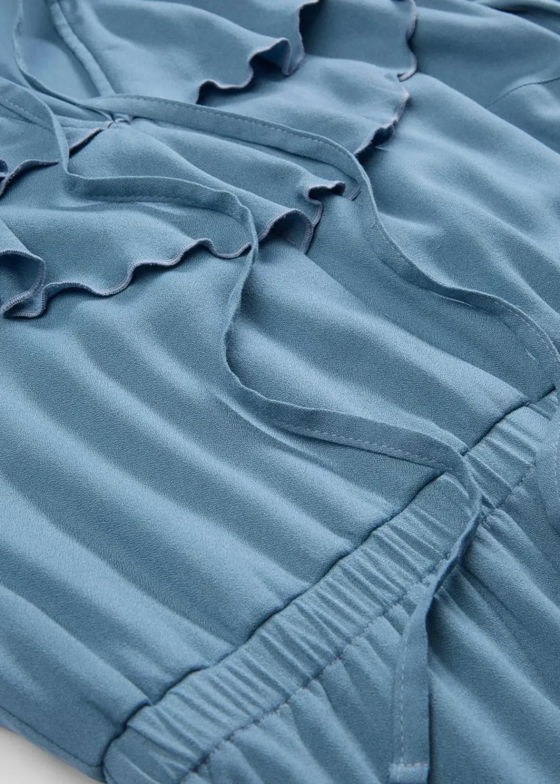 bonprix Bekleidung·Pullover & Strickjacken|Kleider^Maxikleid aus fließender Viskose wellenblau