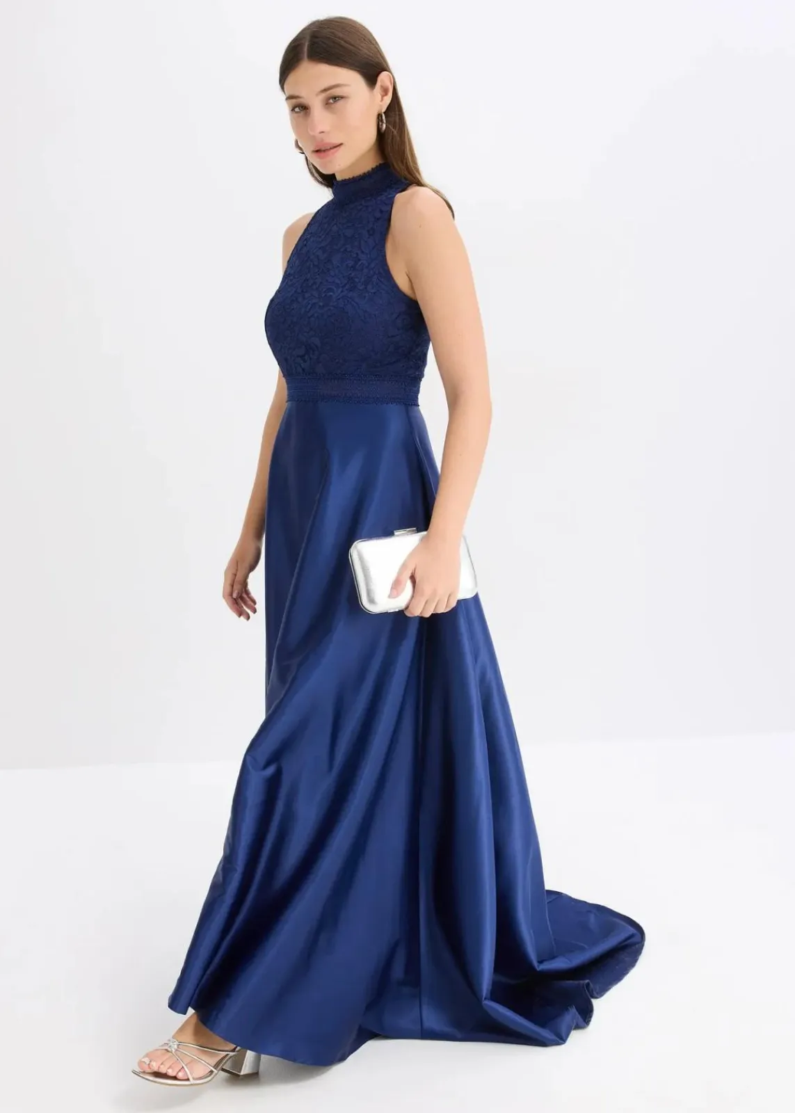 bonprix Bekleidung·Pullover & Strickjacken|Festliche Mode^Maxikleid aus glänzendem Satin mit Spitze mitternachtsblau
