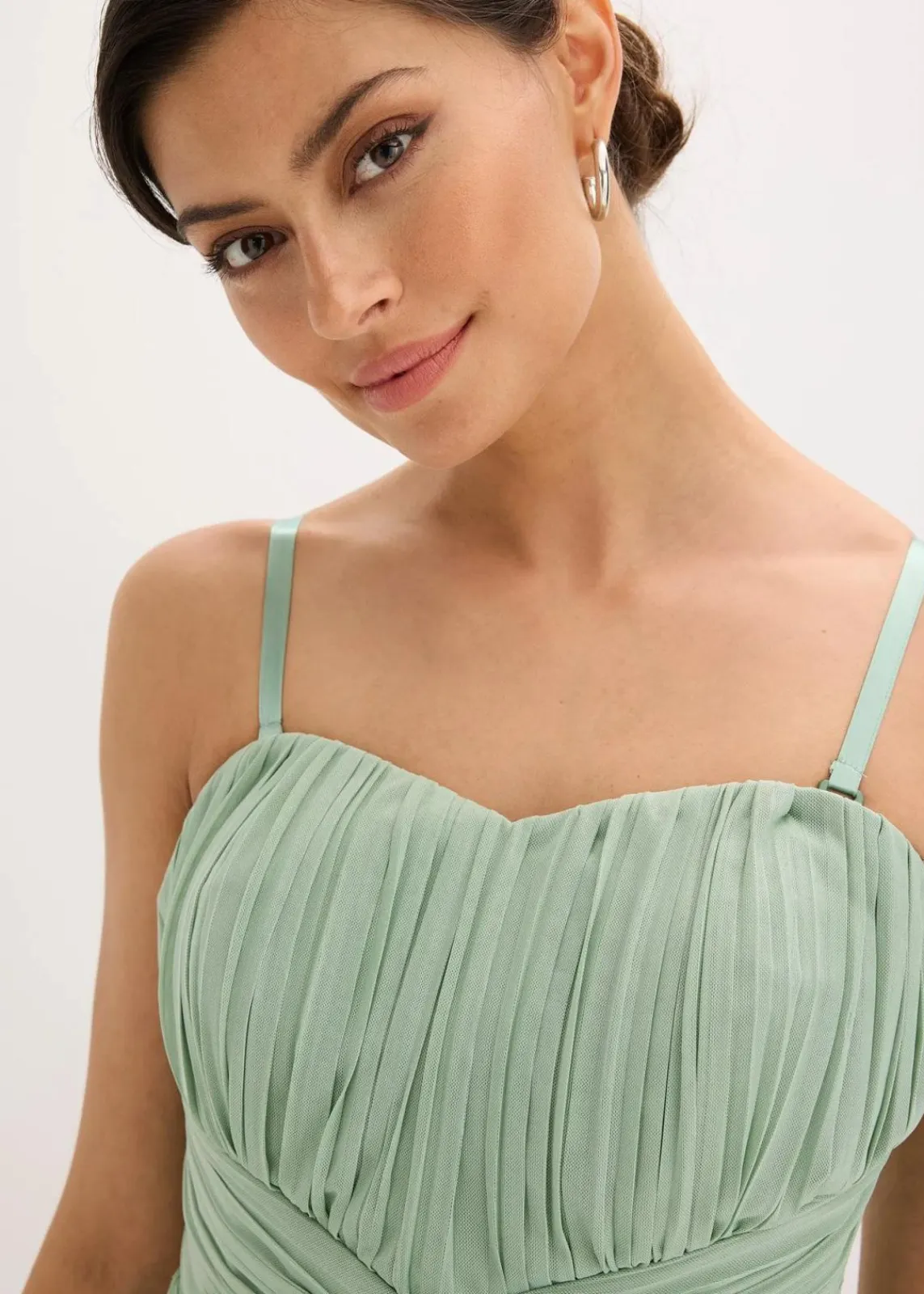 bonprix Festliche Mode|Kleider^Maxikleid aus Mesh mit Tragevarianten pastellgrün
