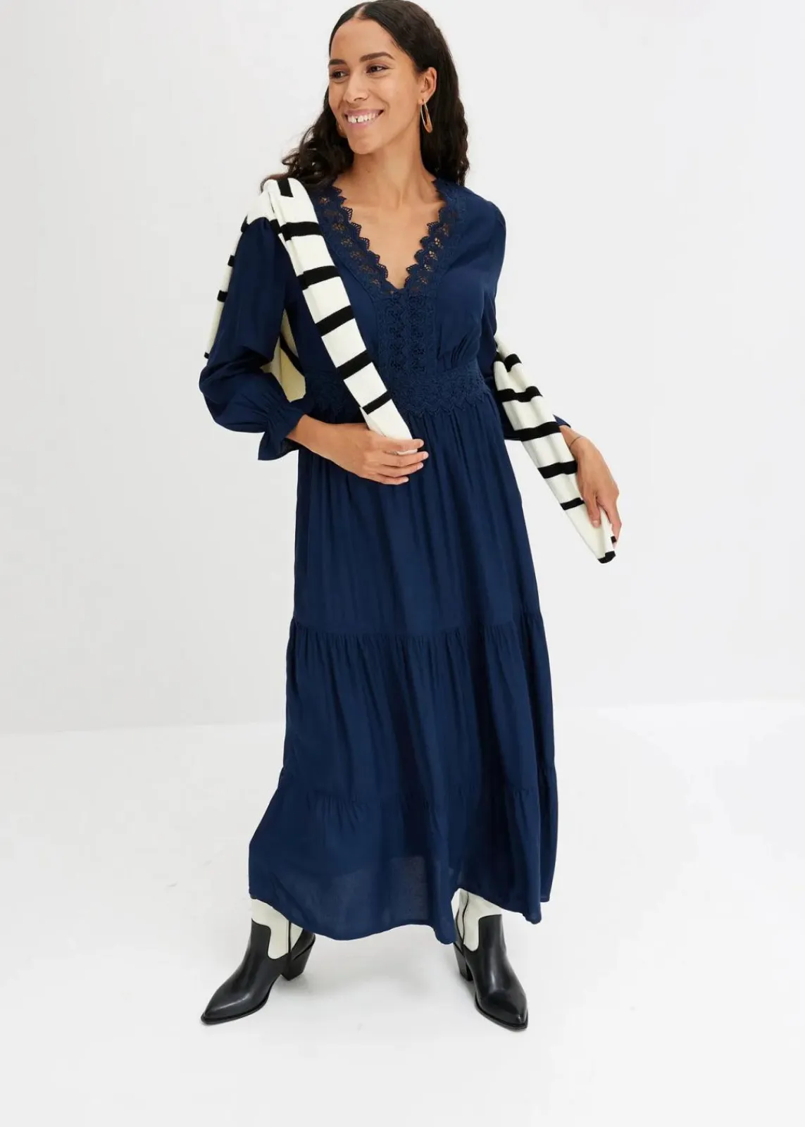 bonprix Kleider|Bekleidung·Pullover & Strickjacken^Maxikleid aus reiner Viskose dunkelblau