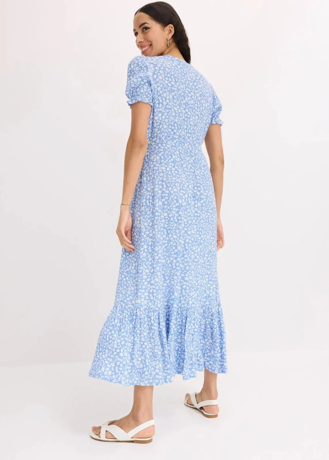 bonprix Nachhaltigere Materialien|Kleider^Maxikleid aus reiner Viskose blau/weiß geblümt