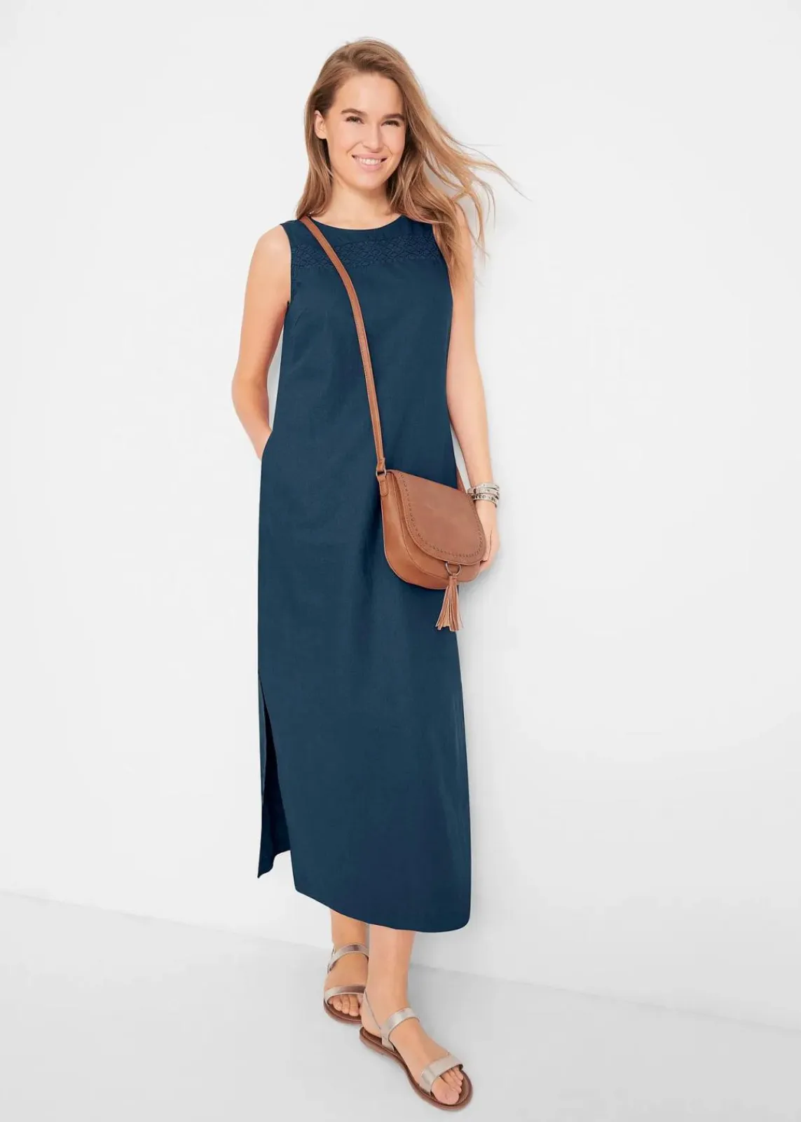 bonprix Bekleidung·Pullover & Strickjacken|Kleider^Maxi-Kleid mit Leinen dunkelblau