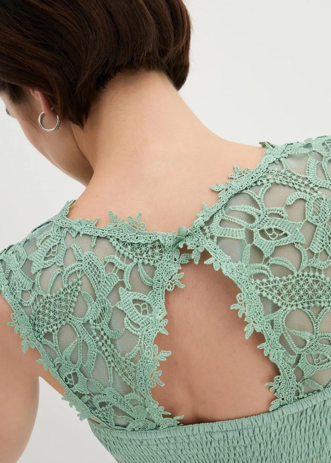 bonprix Kleider|Festliche Mode^Maxikleid mit Spitze pastellgrün