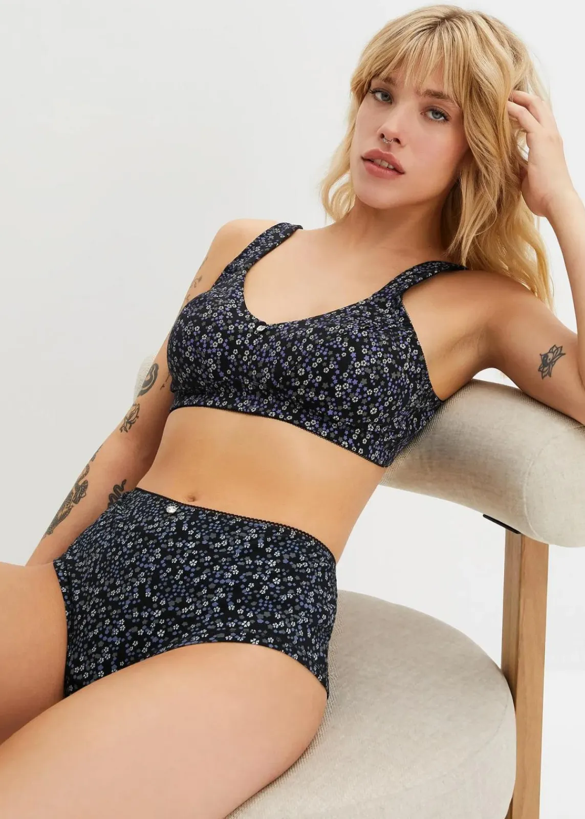 bonprix Wäsche·Baumwollunterwäsche|Wäsche·Höschen^Maxipanty (4er Pack) schwarz + schwarz bedruckt