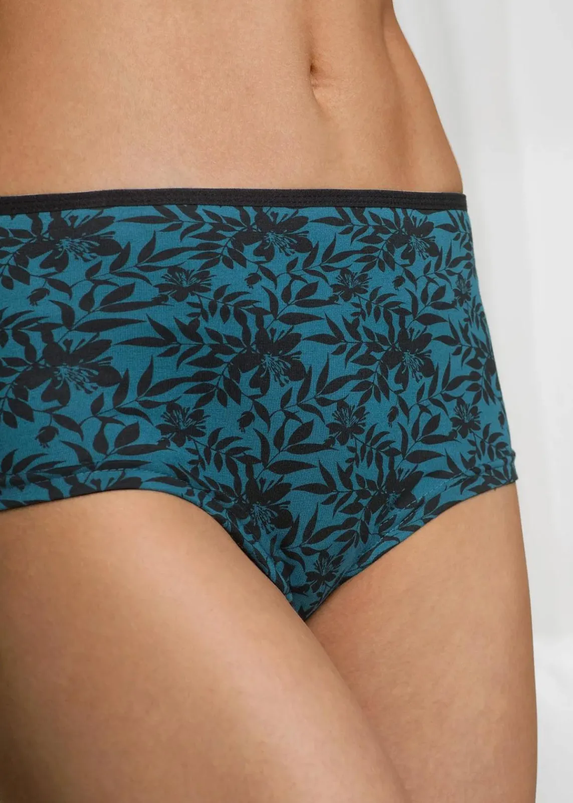bonprix Wäsche·Baumwollunterwäsche|Wäsche·Höschen^Maxipanty (4er Pack) mit Bio-Baumwolle schwarz + petrol bedruckt