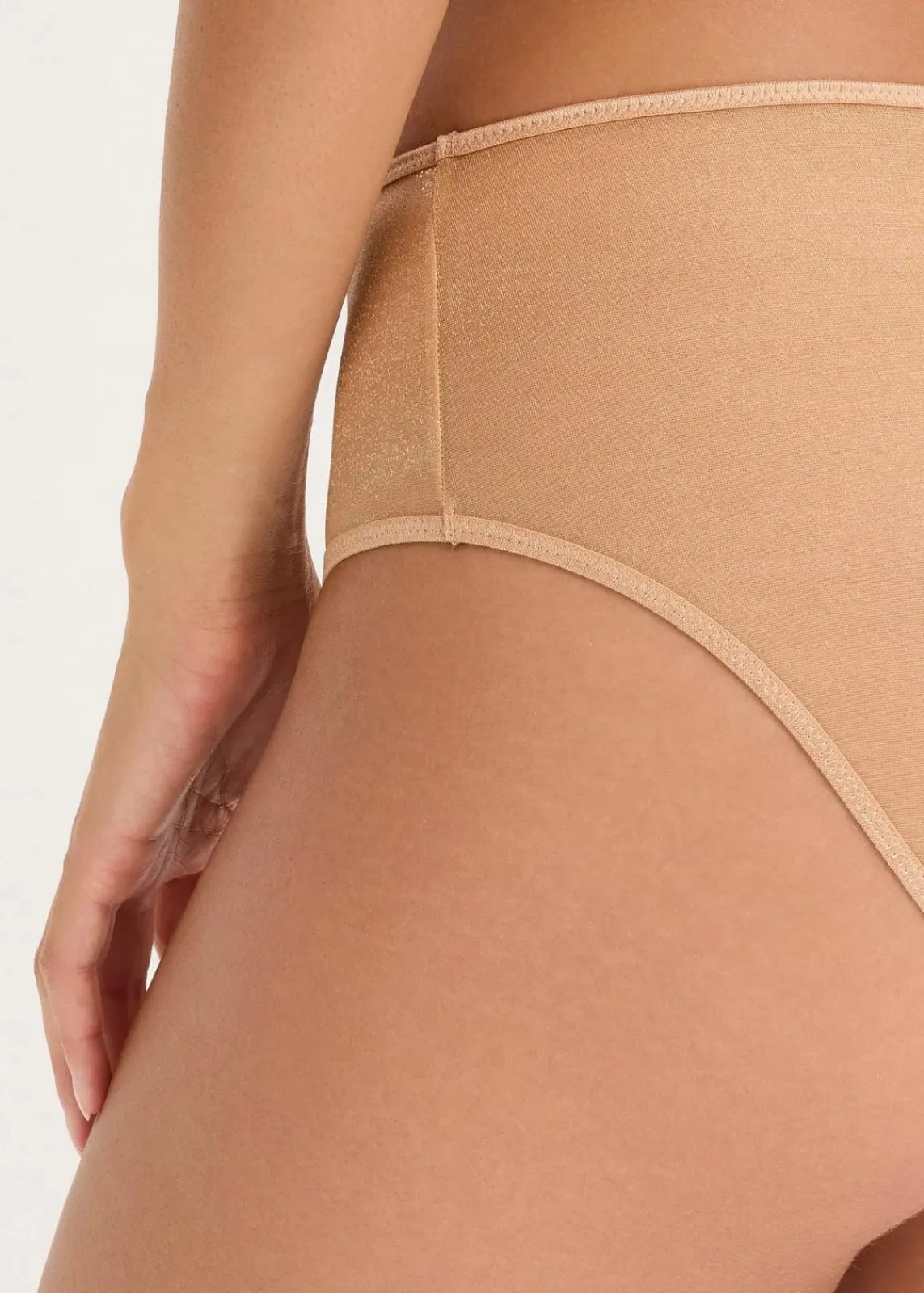 bonprix Wäsche·Dessous|Wäsche·Höschen^Maxislip mit schimmerndem Material goldbeige