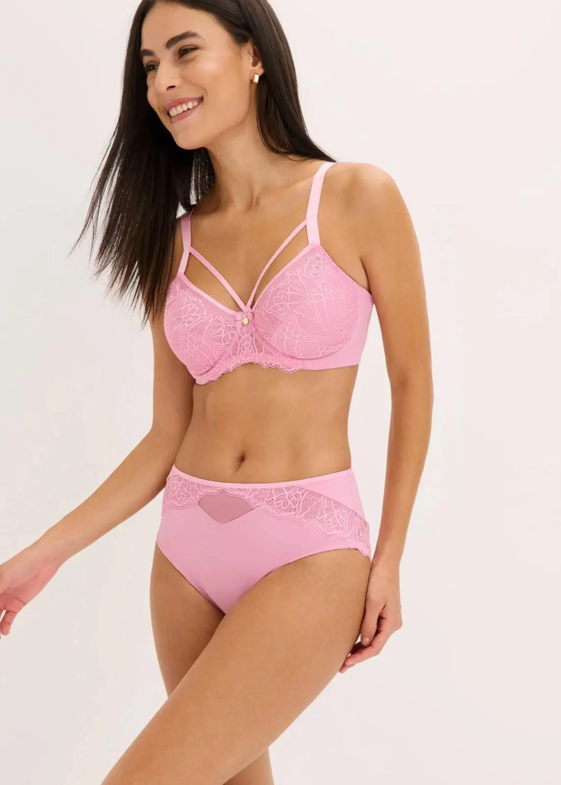 bonprix Nachhaltigere Materialien|Höschen^Maxislip mit zarter Spitze blütenpink