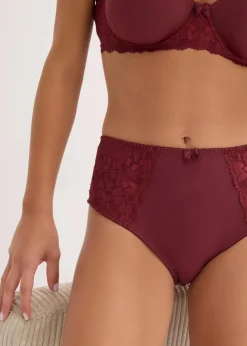 bonprix Nachhaltigere Materialien|Höschen^Maxislip mit zarter Spitze (2er Pack) beere