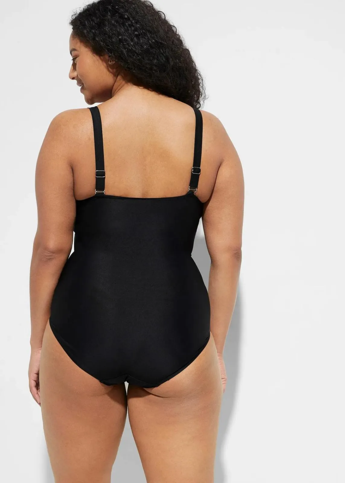 bonprix Nachhaltigere Materialien|Shapewear^Medium Shape-Badeanzug mit Wickeloptik schwarz