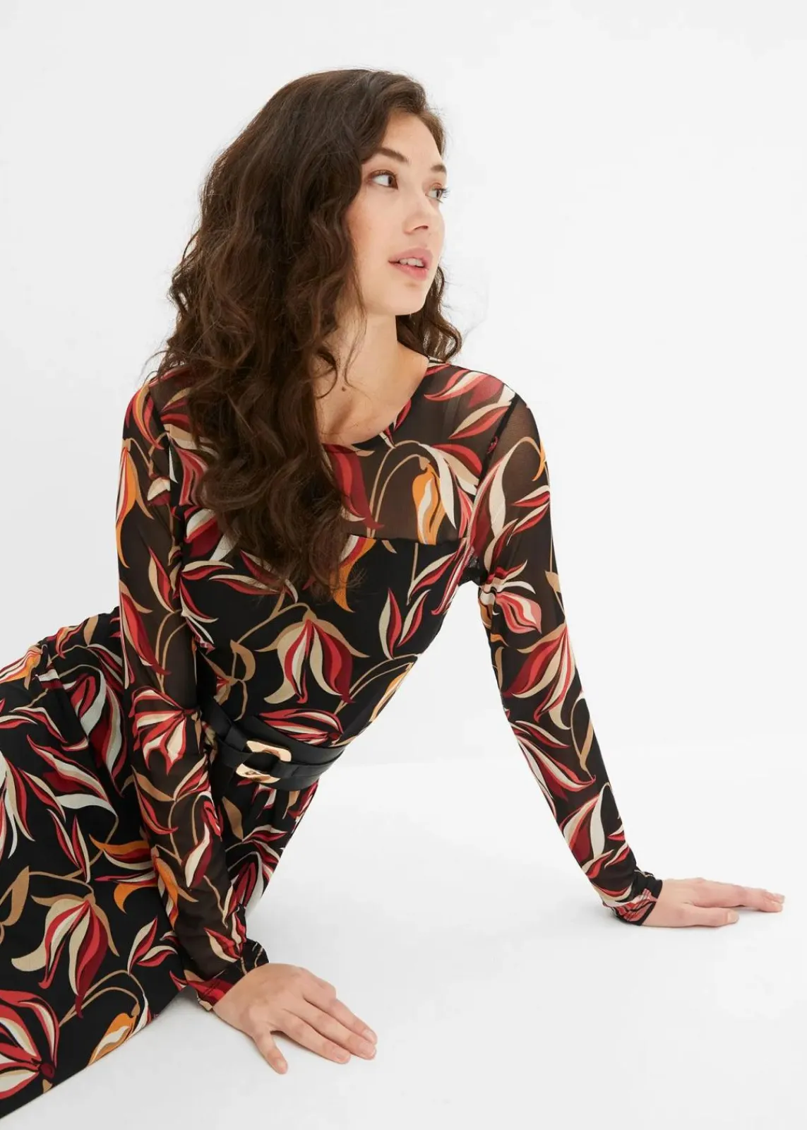 bonprix Kleider|Nachhaltigere Materialien^Meshkleid schwarz/rot bedruckt