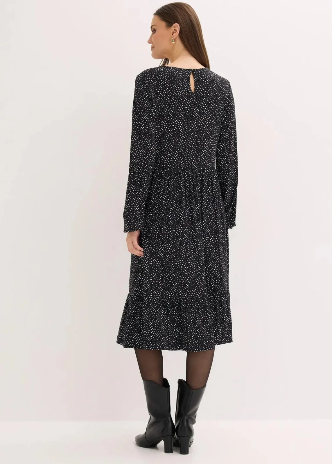bonprix Bekleidung·Pullover & Strickjacken|Nachhaltigere Materialien^Midi-Jerseykleid aus Viskose-Mix schwarz mit weiß gepunktet