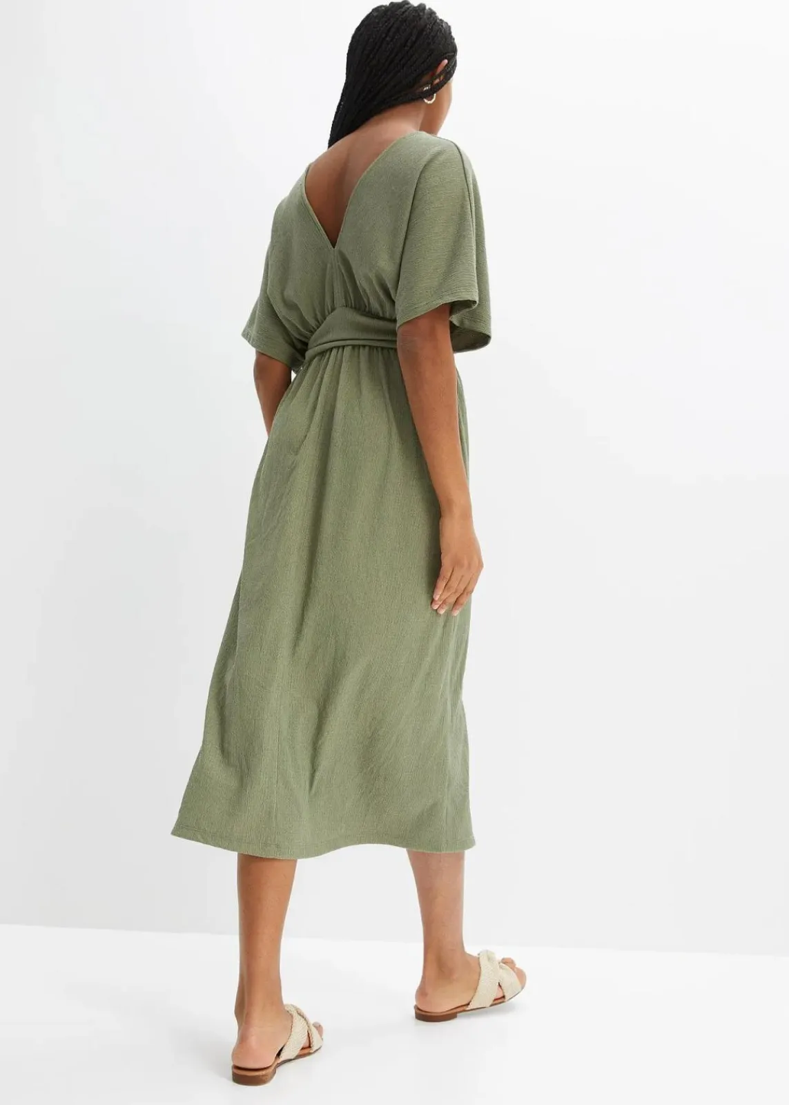 bonprix Bekleidung·Pullover & Strickjacken|Kleider^Midikleid oliv