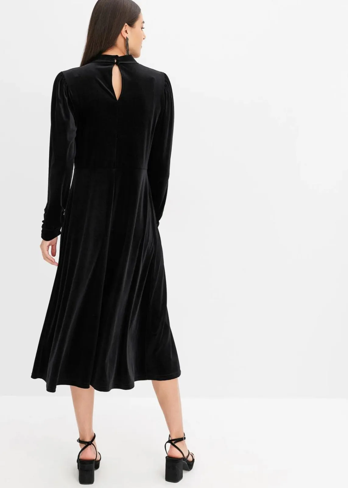 bonprix Bekleidung·Pullover & Strickjacken|Kleider^Midikleid schwarz