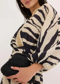 bonprix Bekleidung·Pullover & Strickjacken|Kleider^Midikleid aus fließendem Viskose-Mix schwarz/wollweiß zebra bedruckt