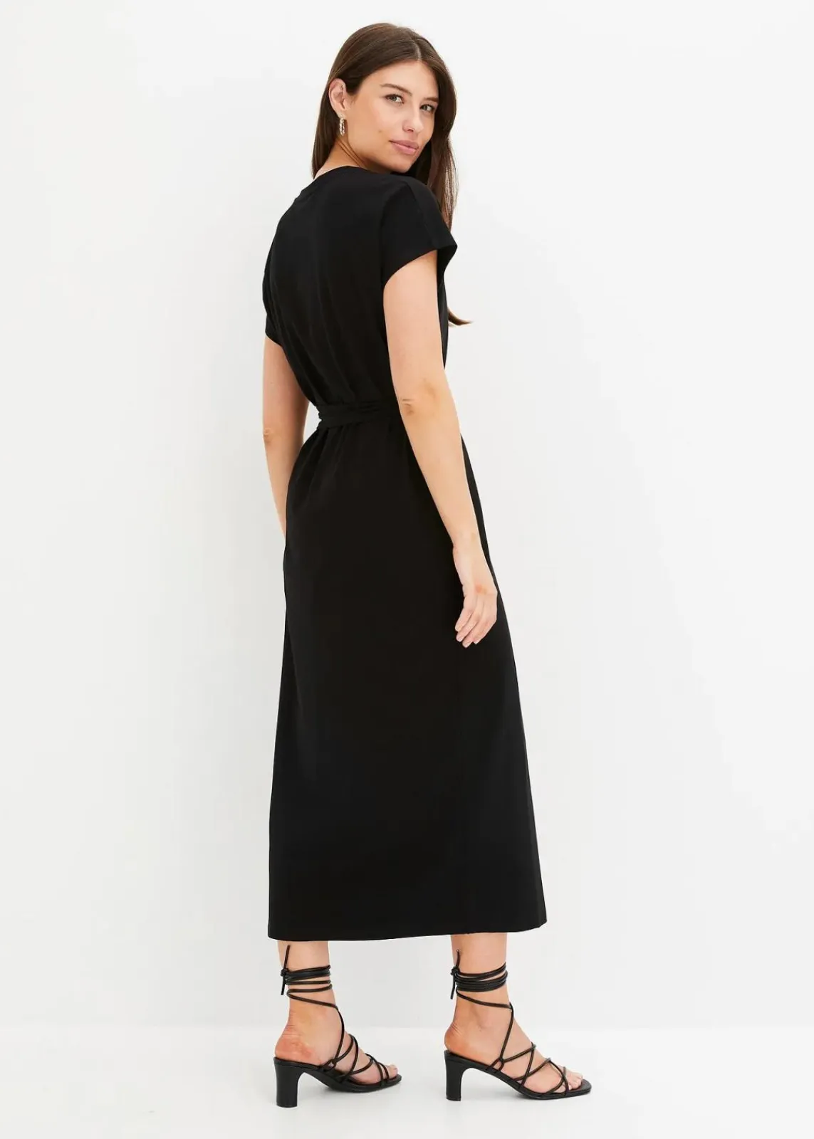 bonprix Kleider|Bekleidung·Pullover & Strickjacken^Midikleid aus Baumwolle mit Stretch schwarz