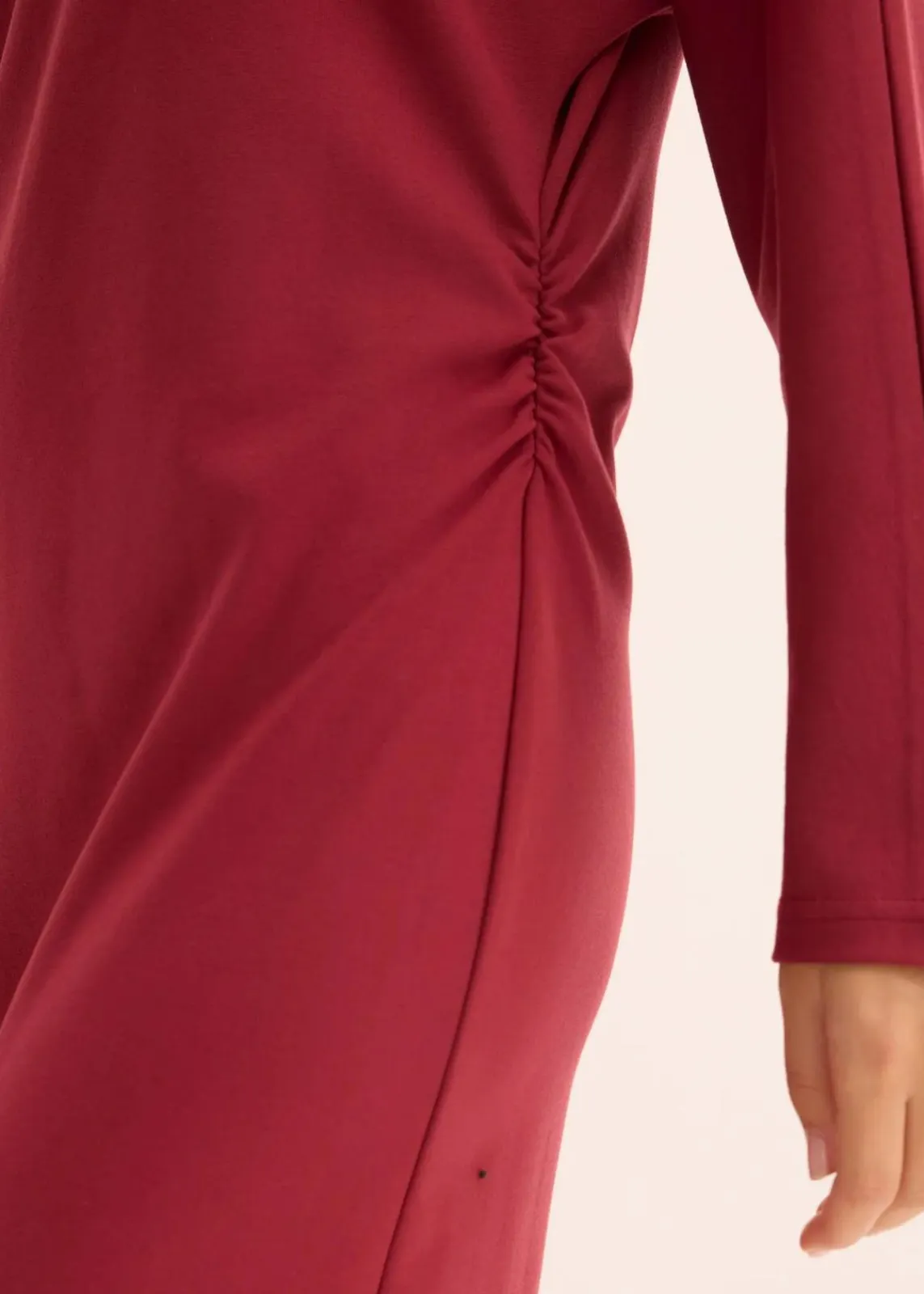 bonprix Kleider|Bekleidung·Pullover & Strickjacken^Midikleid aus bequemen Punto di Roma pflaumenrot