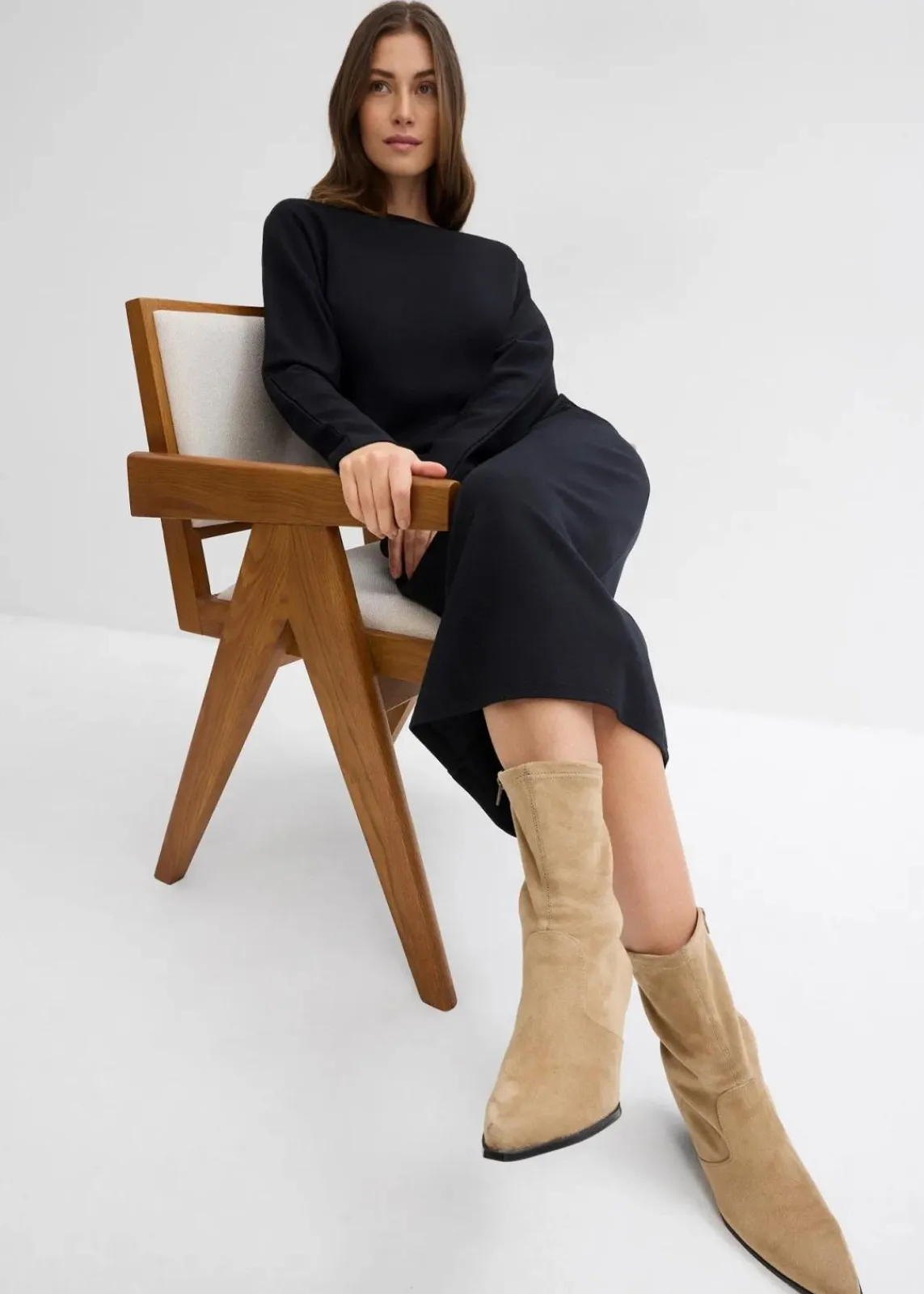 bonprix Bekleidung·Pullover & Strickjacken|Kleider^Midikleid aus bequemen Punto di Roma schwarz