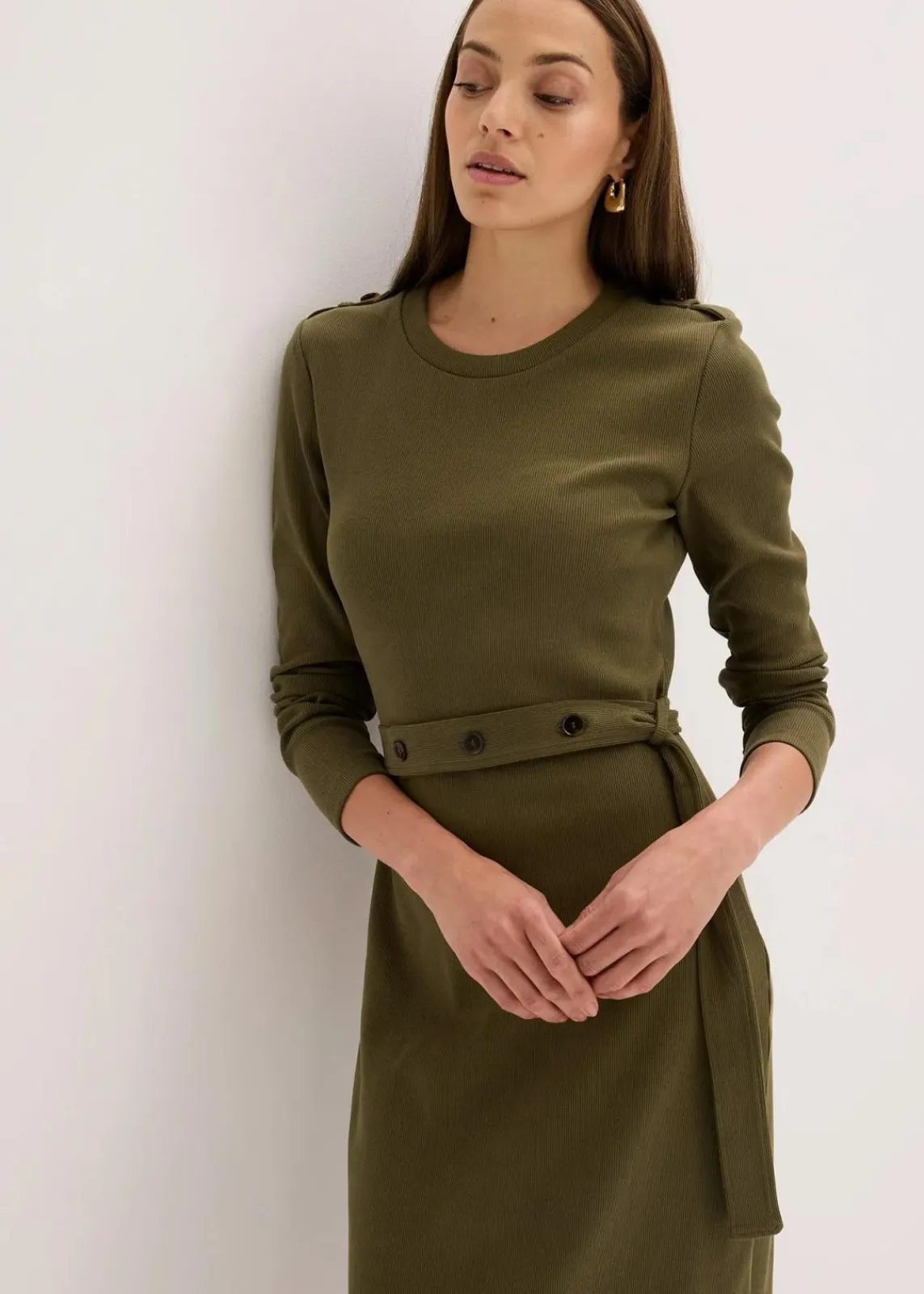 bonprix Kleider|Nachhaltigere Materialien^Midikleid aus elastischem Baumwoll-Mix dunkeloliv