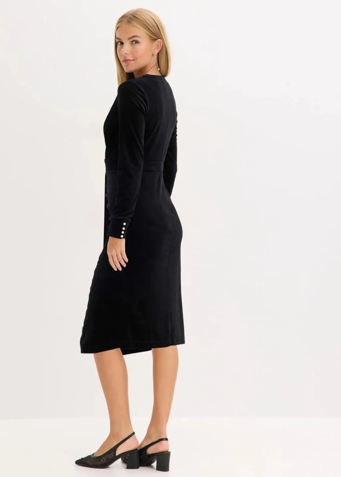 bonprix Kleider^Midikleid aus fließendem Samt schwarz