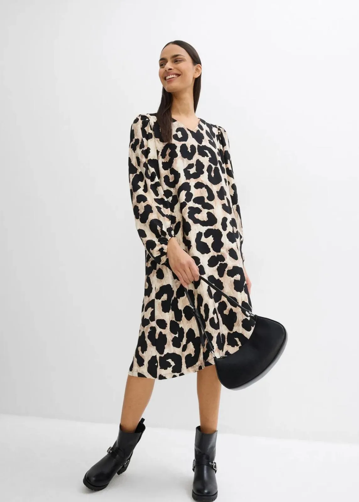 bonprix Bekleidung·Pullover & Strickjacken|Kleider^Midikleid aus fließendem Viskose-Mix natur/schwarz/braun/dunkelcognac/camel leo bedruckt