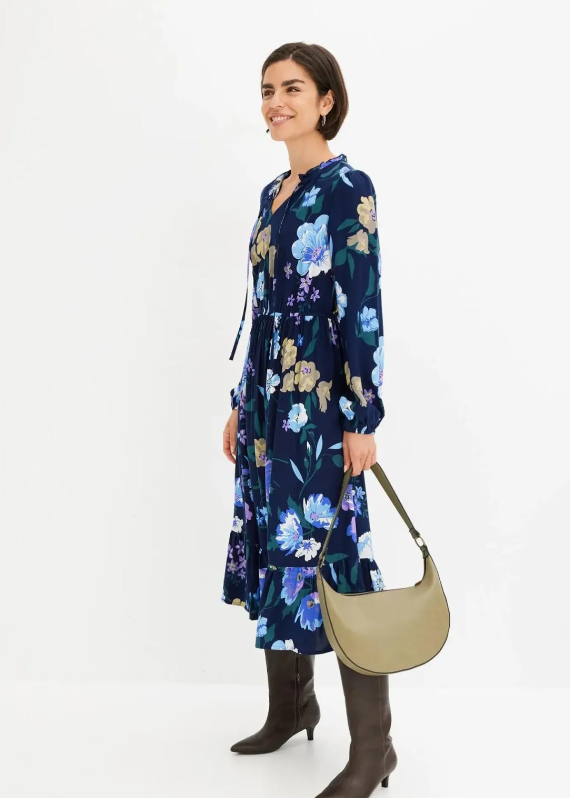 bonprix Kleider|Nachhaltigere Materialien^Midikleid aus fließender Viskose dunkelblau