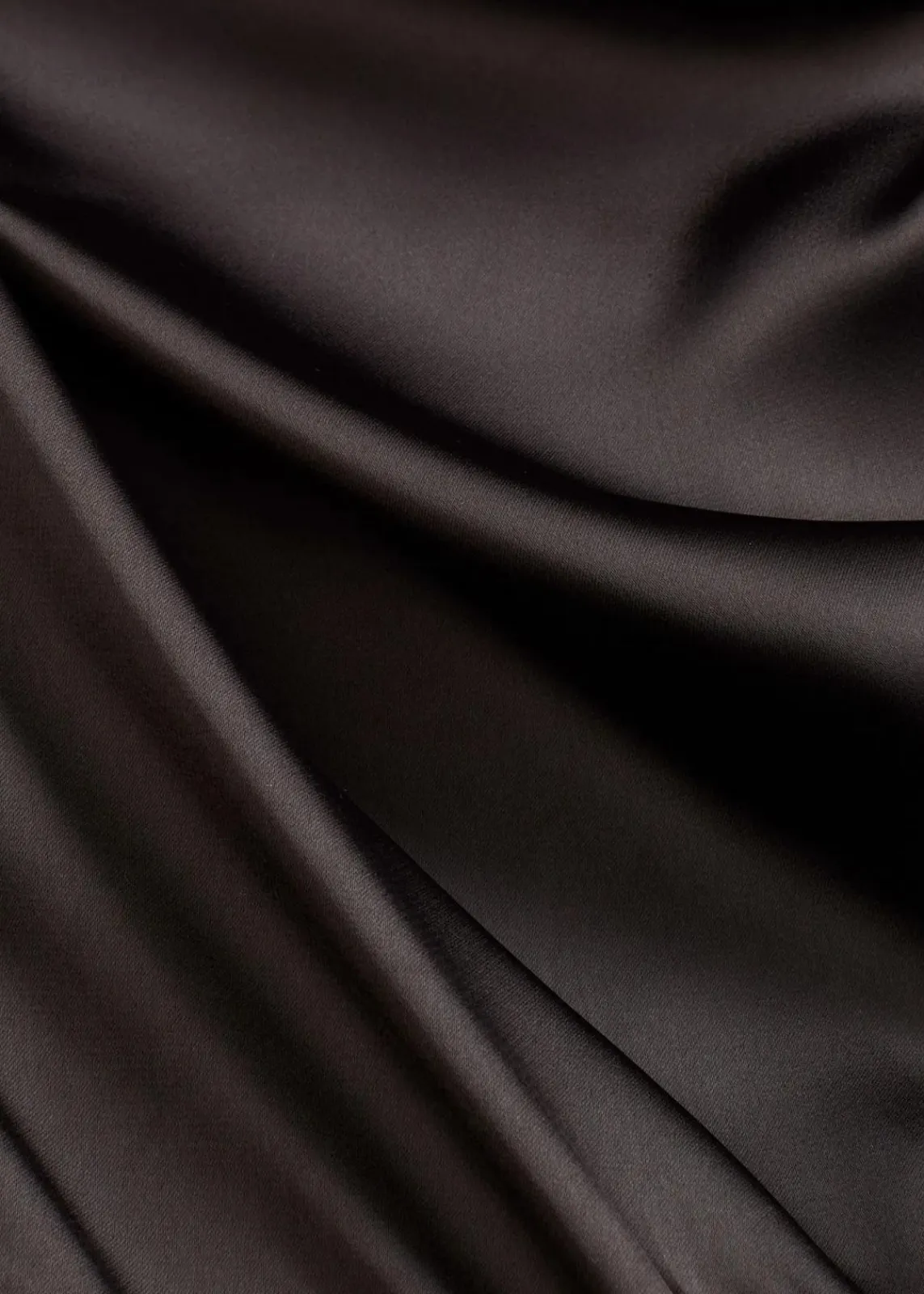 bonprix Bekleidung·Pullover & Strickjacken|Kleider^Midikleid aus glänzendem Satin schwarz