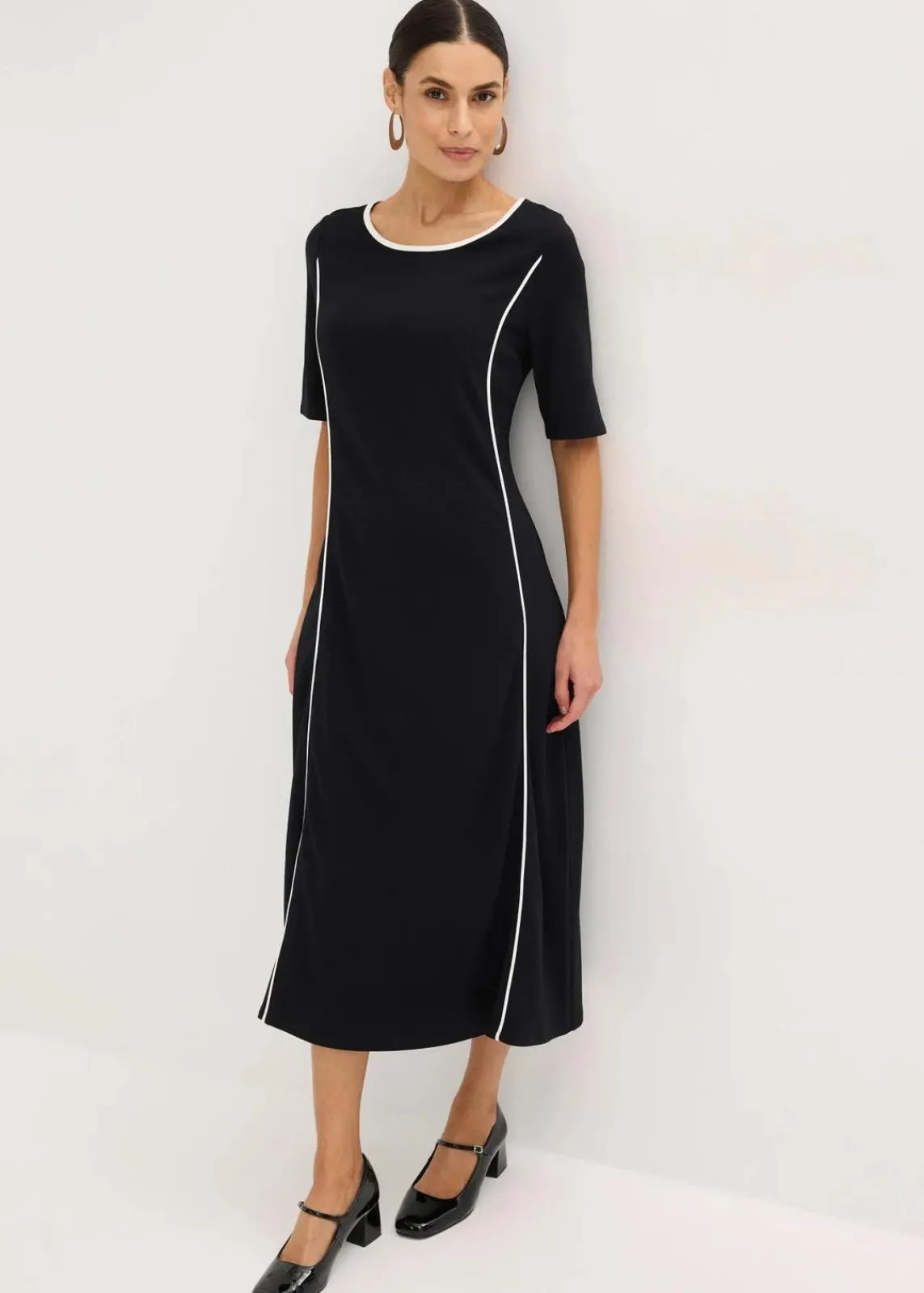 bonprix Bekleidung·Pullover & Strickjacken|Kleider^Midikleid aus Punto di Roma schwarz/wollweiß