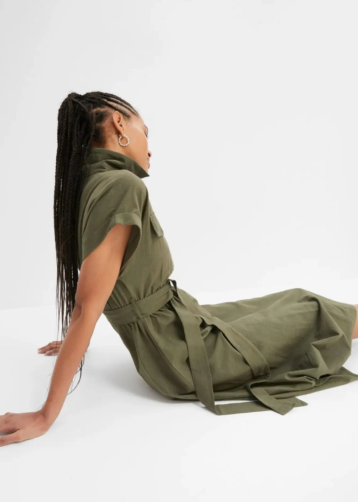 bonprix Kleider|Bekleidung·Pullover & Strickjacken^Midikleid aus reiner Baumwolle oliv