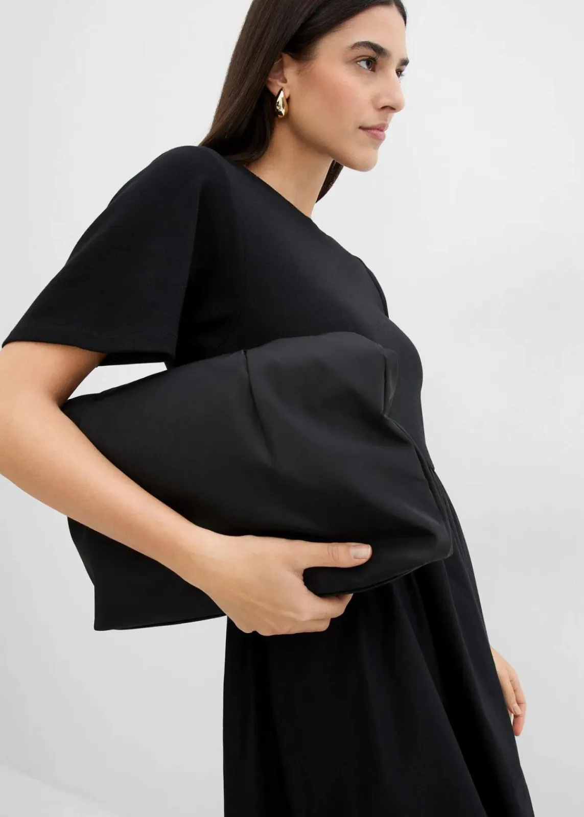 bonprix Kleider^Midikleid aus reiner Baumwolle schwarz