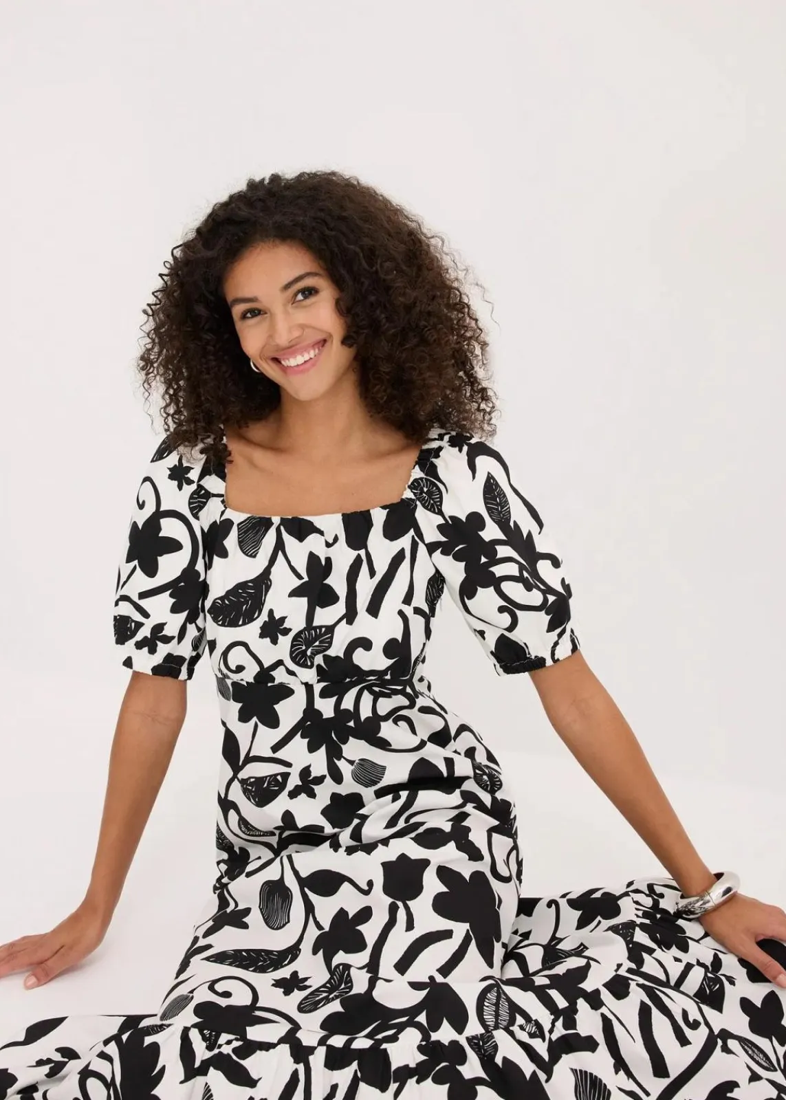 bonprix Kleider|Bekleidung·Pullover & Strickjacken^Midikleid aus reiner Bio-Baumwolle schwarz/cremeweiß floral