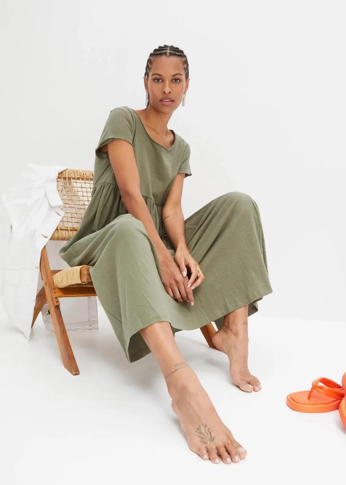 bonprix Nachhaltigere Materialien|Kleider^Midikleid aus reiner Bio-Baumwolle oliv