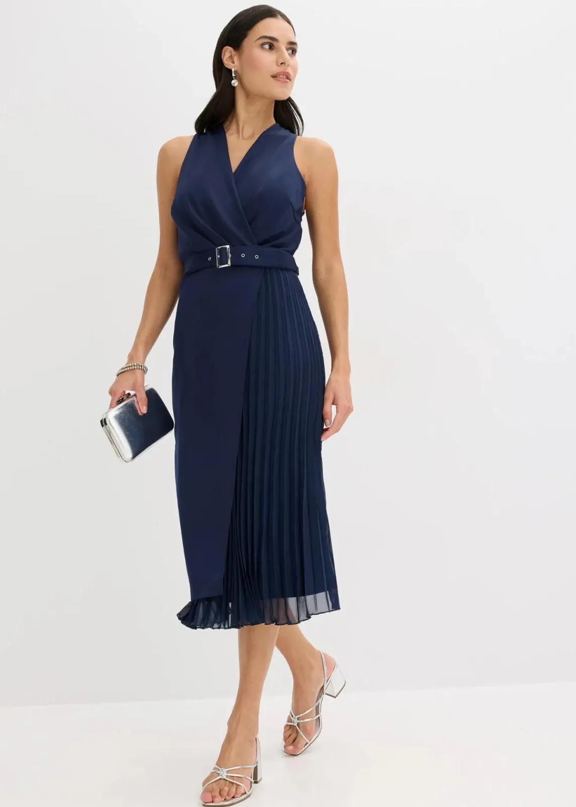 bonprix Bekleidung·Pullover & Strickjacken|Festliche Mode^Midikleid in Wickel-Optik mit Plissee-Einsatz dunkelblau