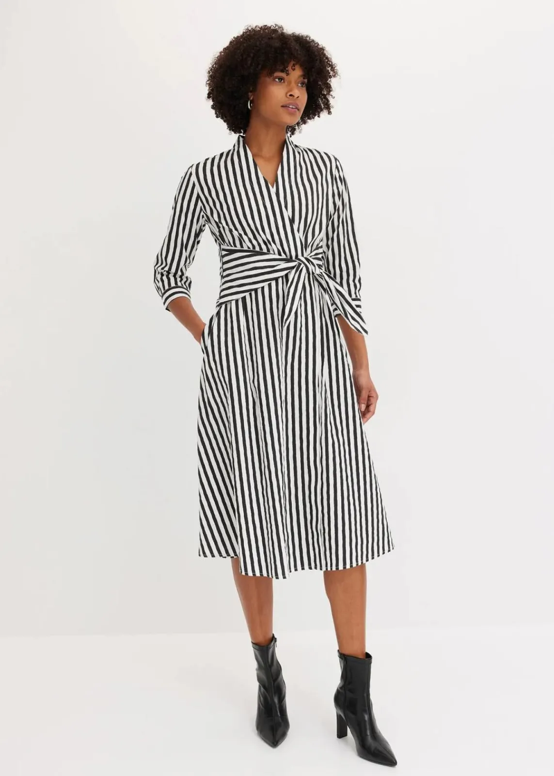 bonprix Bekleidung·Pullover & Strickjacken|Kleider^Midikleid mit Bindeband wollweiß/schwarz gestreift
