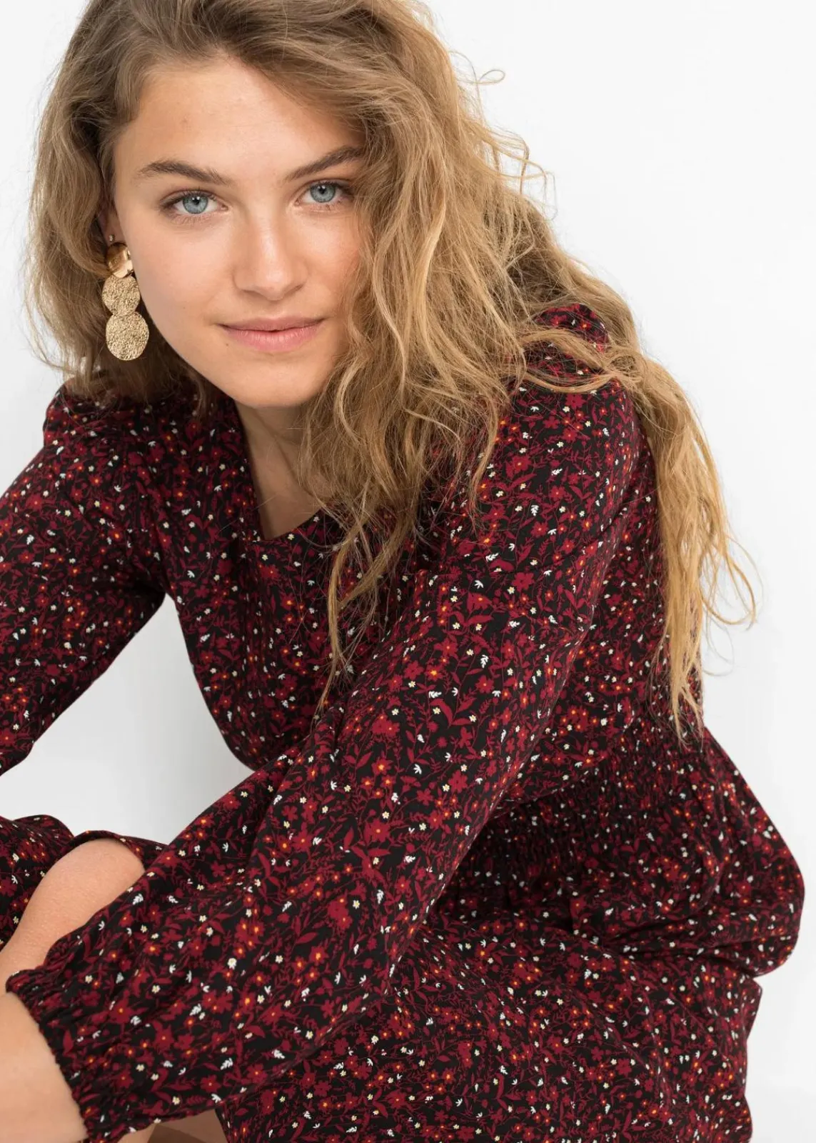 bonprix Bekleidung·Pullover & Strickjacken|Nachhaltigere Materialien^Midikleid mit Blumenprint kastanienrot/schwarz