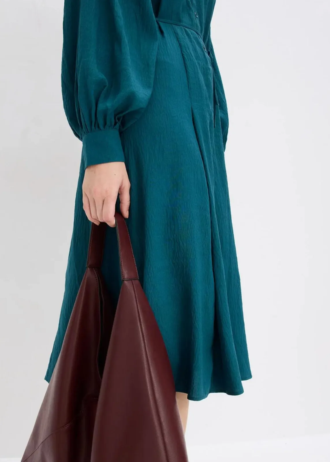 bonprix Kleider|Bekleidung·Pullover & Strickjacken^Midikleid mit Perlen Applikation dunkelpetrol